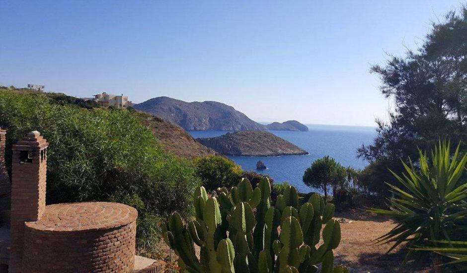 Syros Apartments Suites Chryssonisos Kini Bagian luar foto
