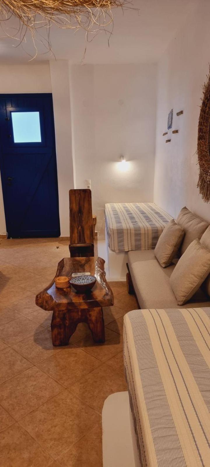 Syros Apartments Suites Chryssonisos Kini Bagian luar foto