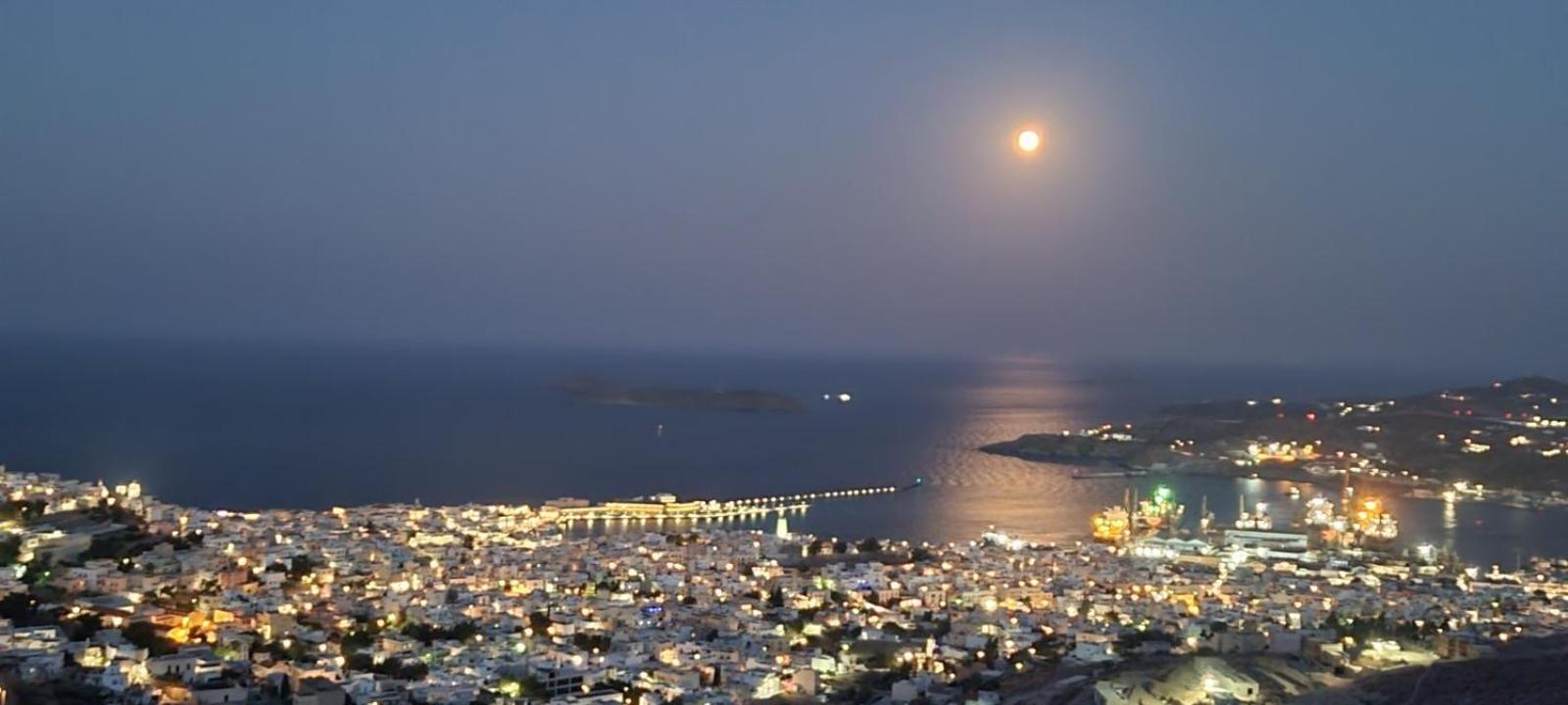 Syros Apartments Suites Chryssonisos Kini Bagian luar foto